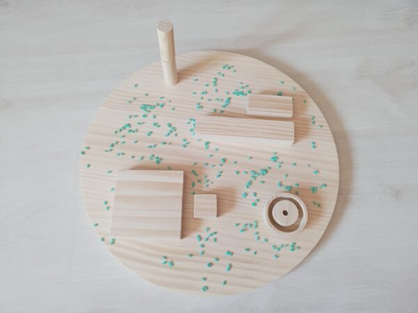 Base de madera para juego libre